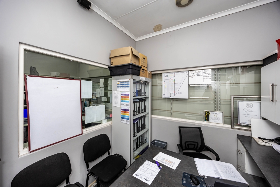 To Let commercial Property for Rent in Komani Park Eastern Cape